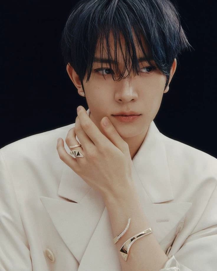 lee heeseung thumbnail