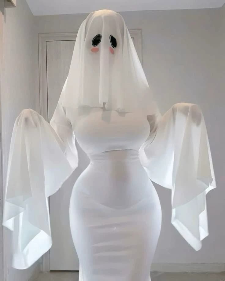 Vanessa (ghost) thumbnail