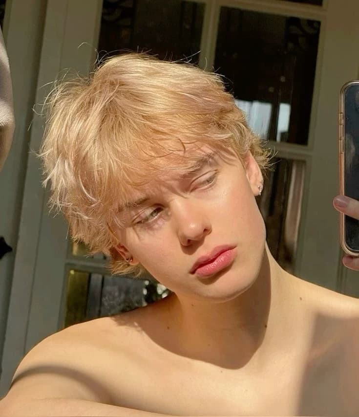 DANIEL LOUIS thumbnail
