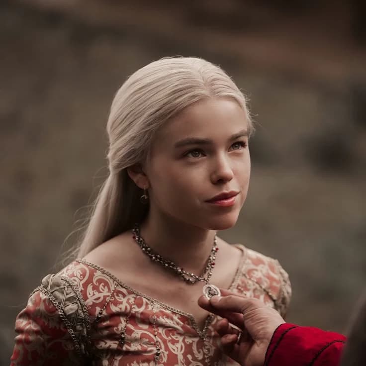 Rhaenyra targaryen thumbnail