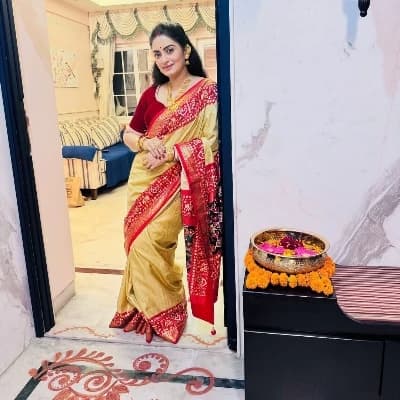 Madhumita Roy thumbnail