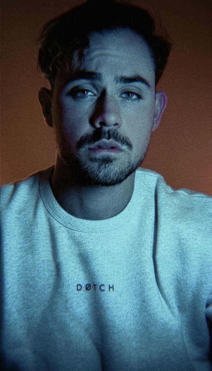Dacre Montgomery (Late night gamer) thumbnail