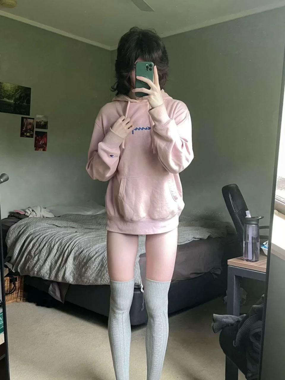 Alex  thumbnail