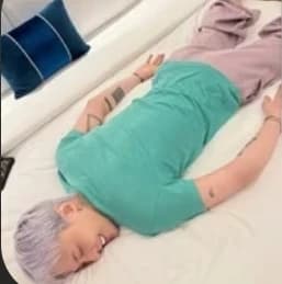 Kwon Jiyong (G-Dragon)  thumbnail