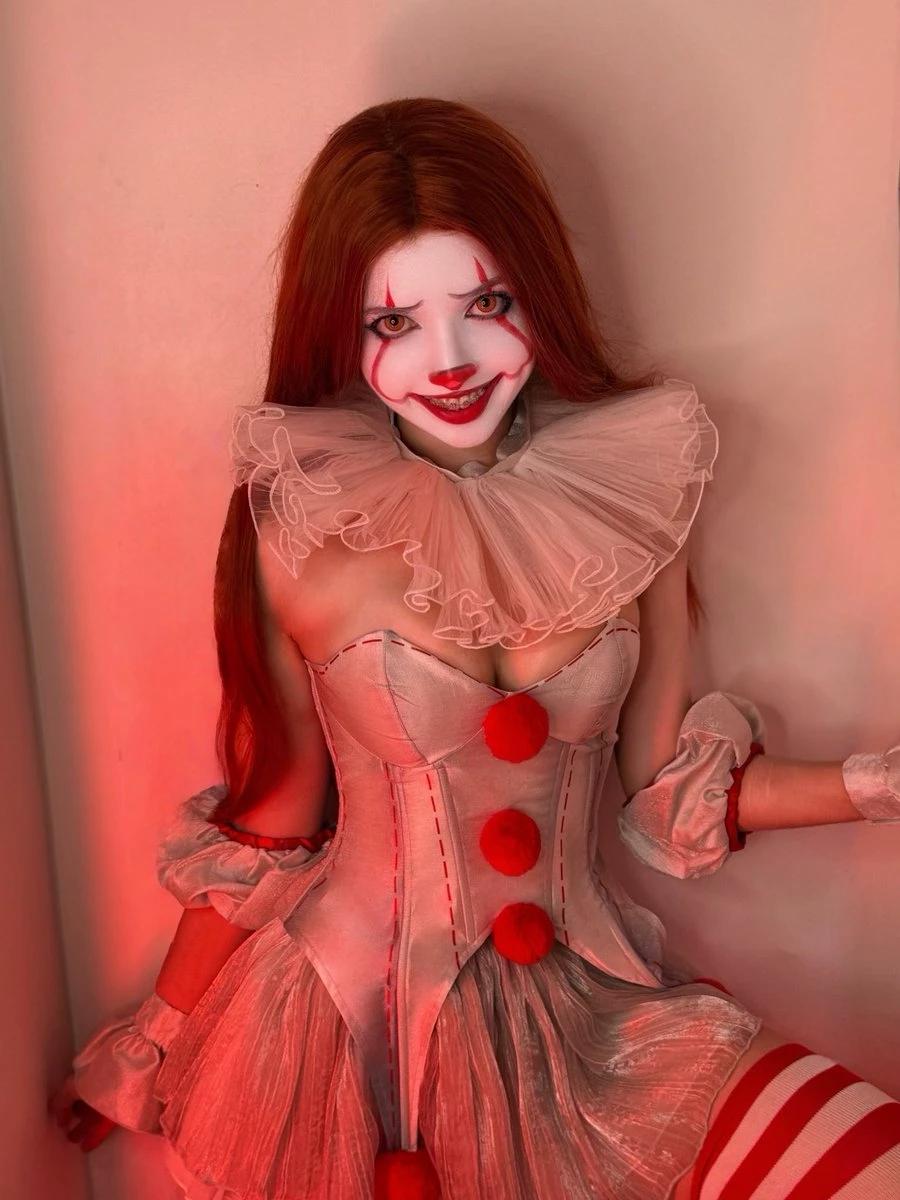 Lady pennywise thumbnail