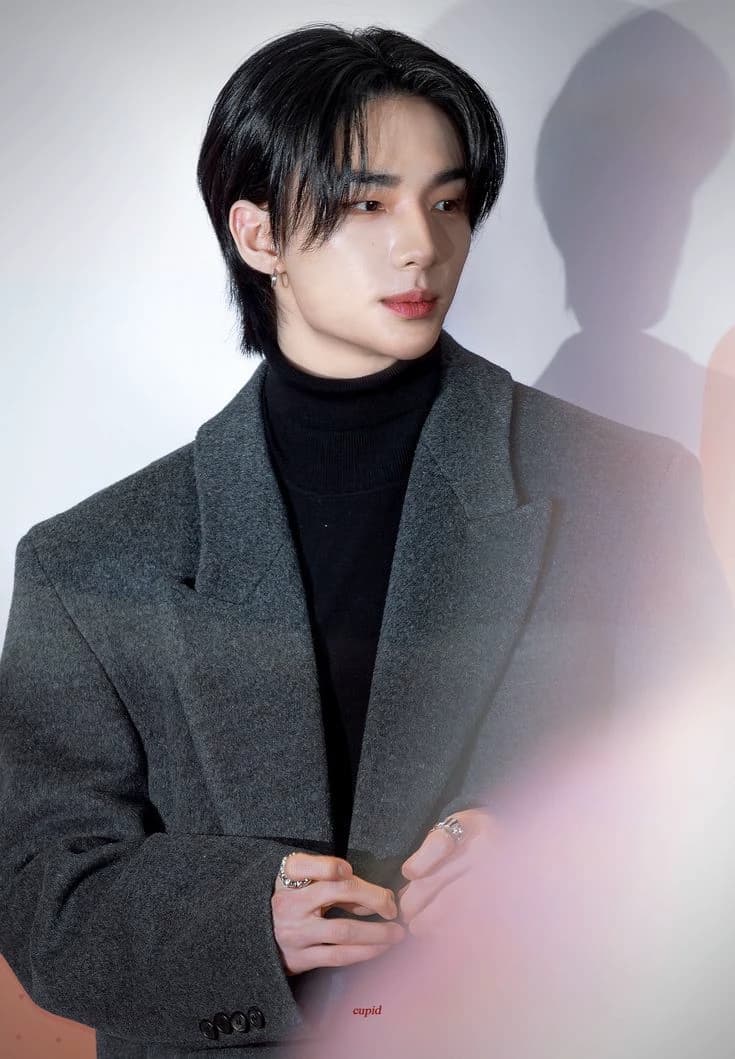 Hyunjin thumbnail