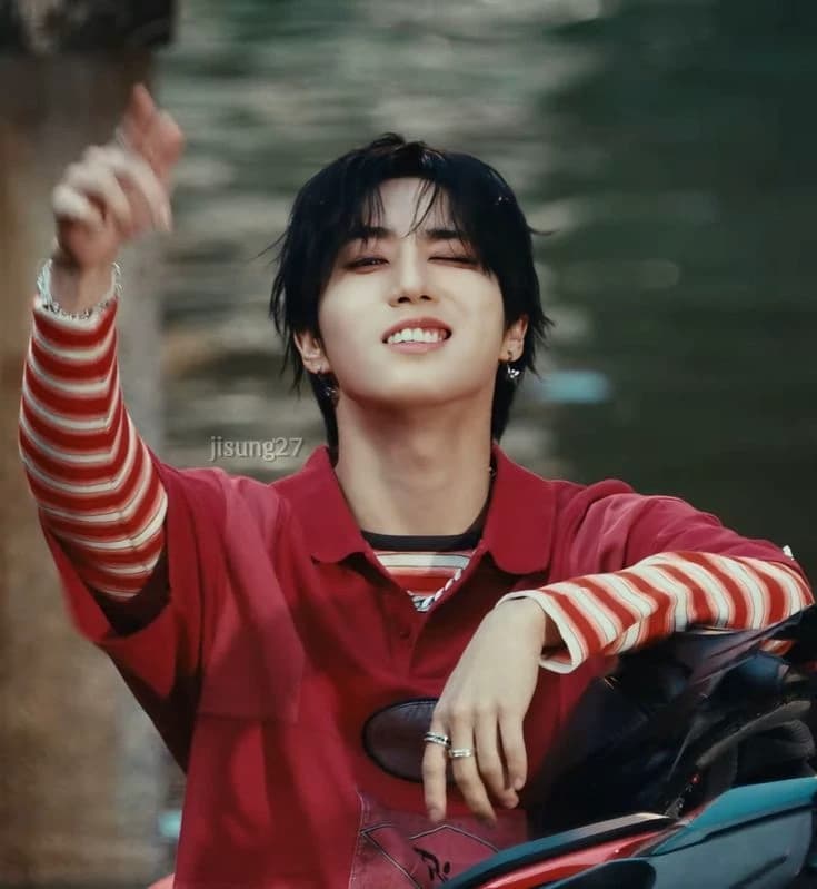 Han jisung  thumbnail