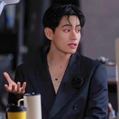 Kim Taehyung thumbnail