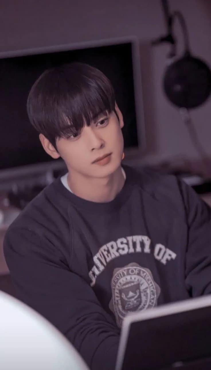 Suho thumbnail