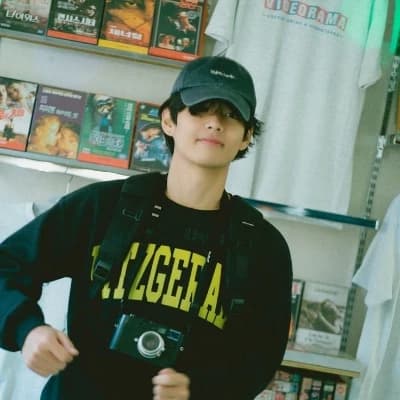 Kim Taehyung thumbnail