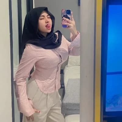 Aisha Rahman thumbnail