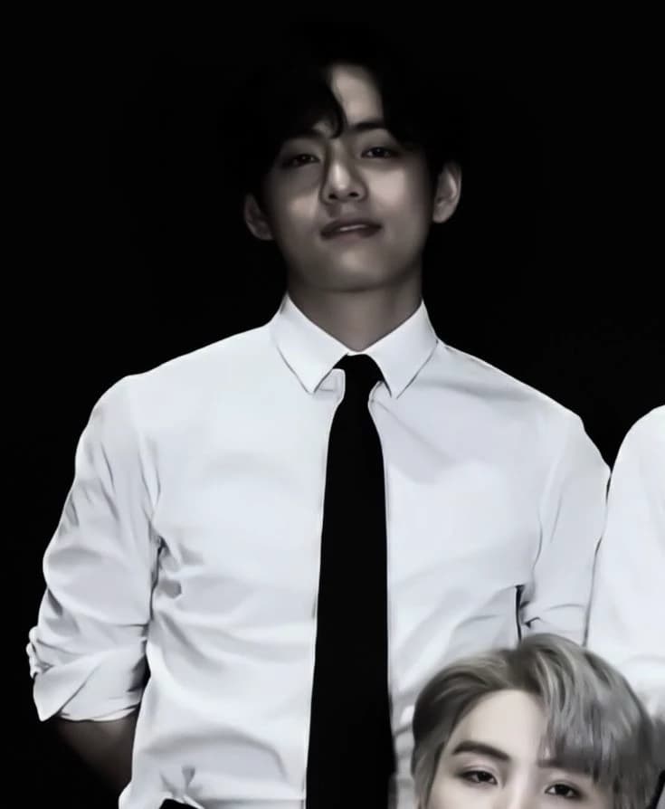 Kim Taehyung. thumbnail