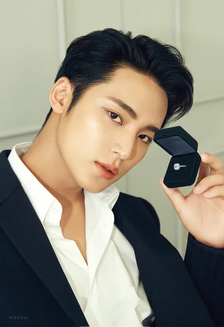 Mingyu thumbnail