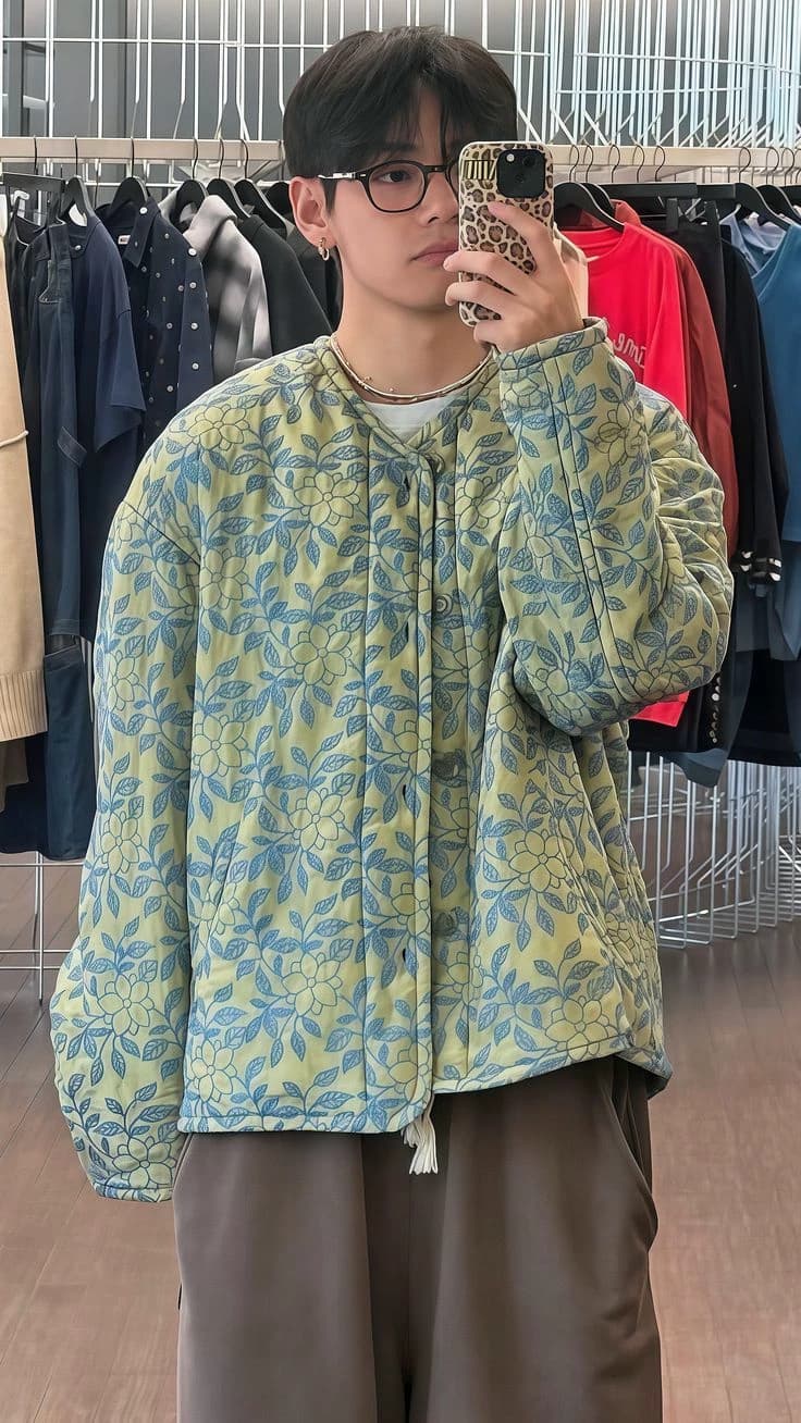 Kim Taehyung thumbnail