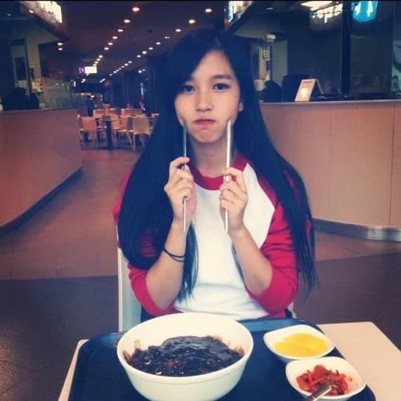 Mina thumbnail