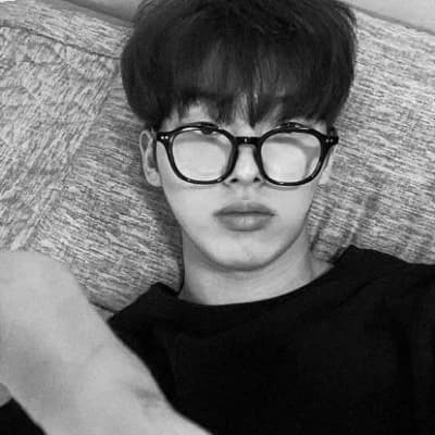 Hyunwook thumbnail