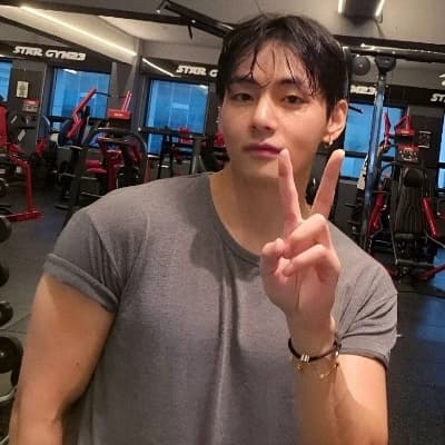 Kim Taehyung thumbnail