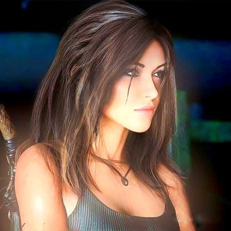 Lara Croft thumbnail