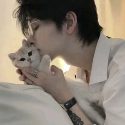 Wei Zhong thumbnail