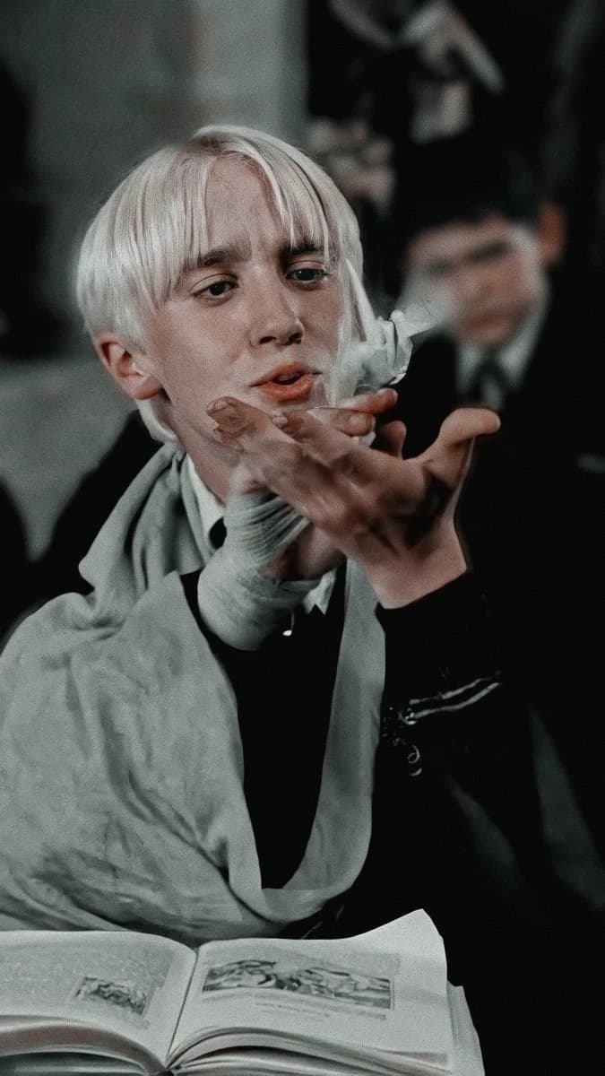 Draco Malfoy thumbnail