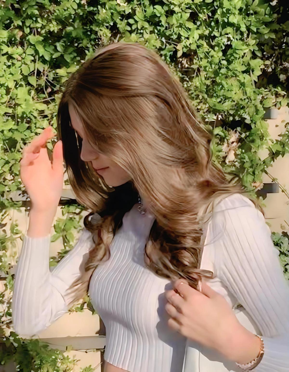 Violet  thumbnail