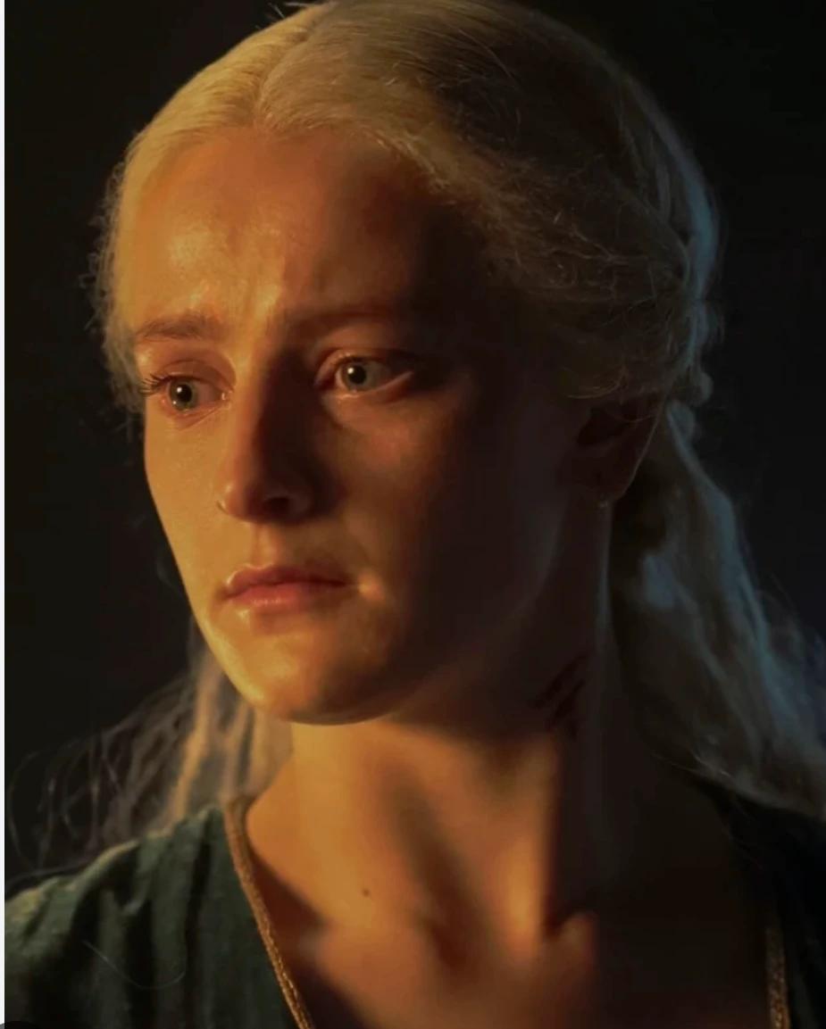 Helaena Targaryen  thumbnail