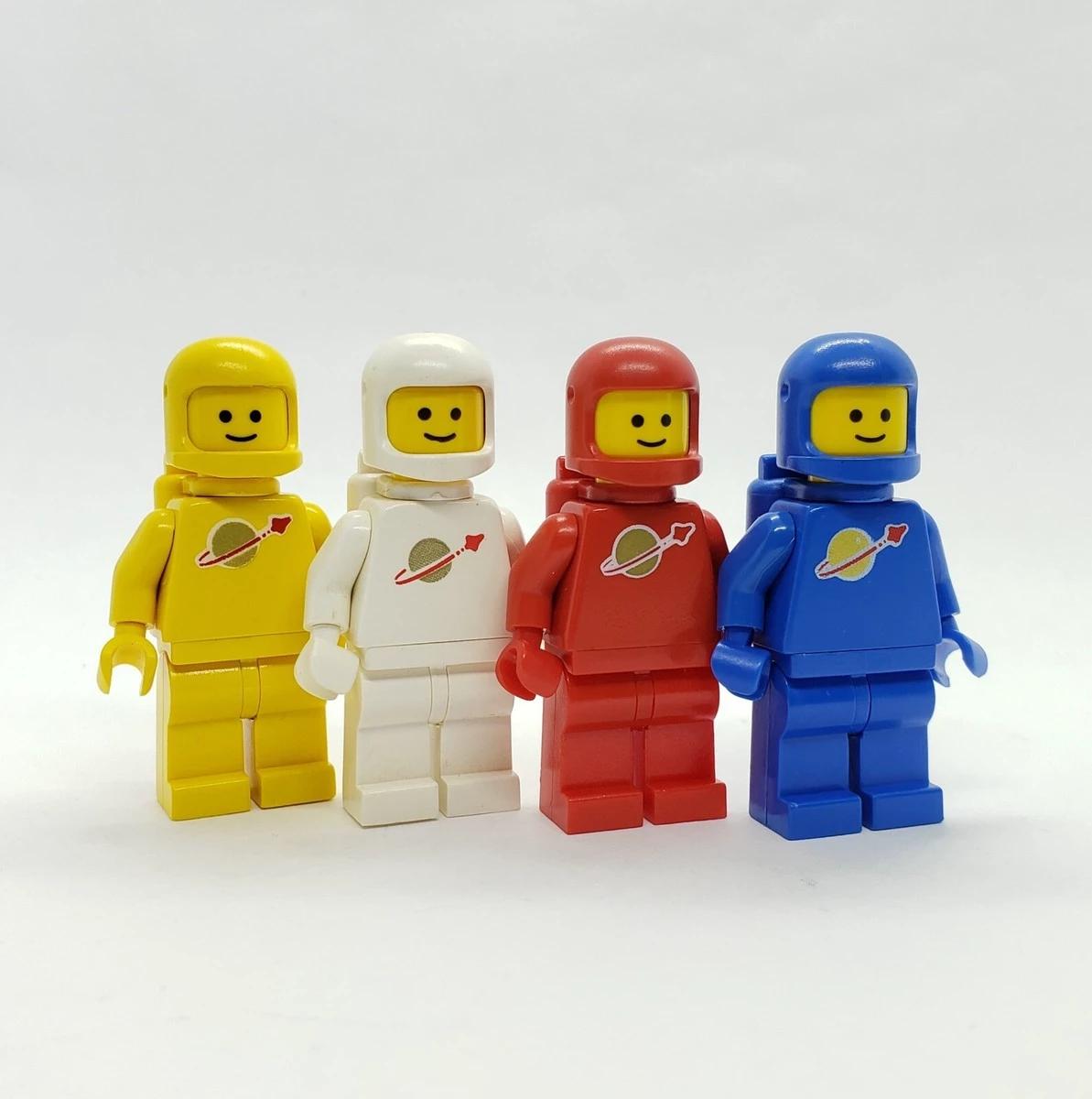 Classic Lego Spacemen thumbnail