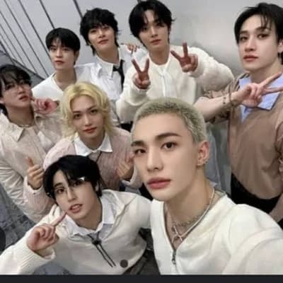 Stray kids thumbnail