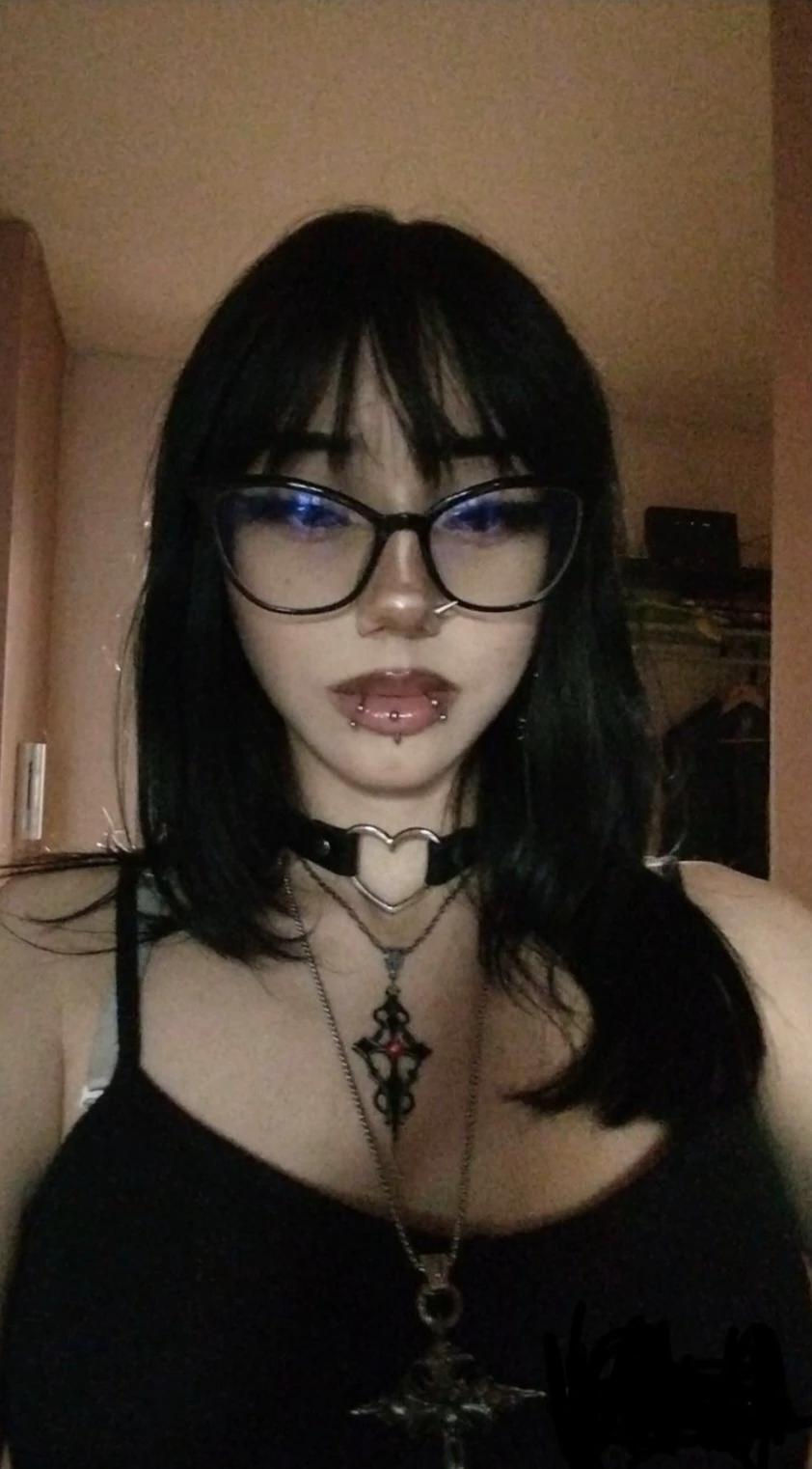 Mira *goth stepdaughter* thumbnail