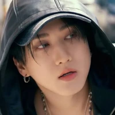 Changbin - Badboy leader thumbnail