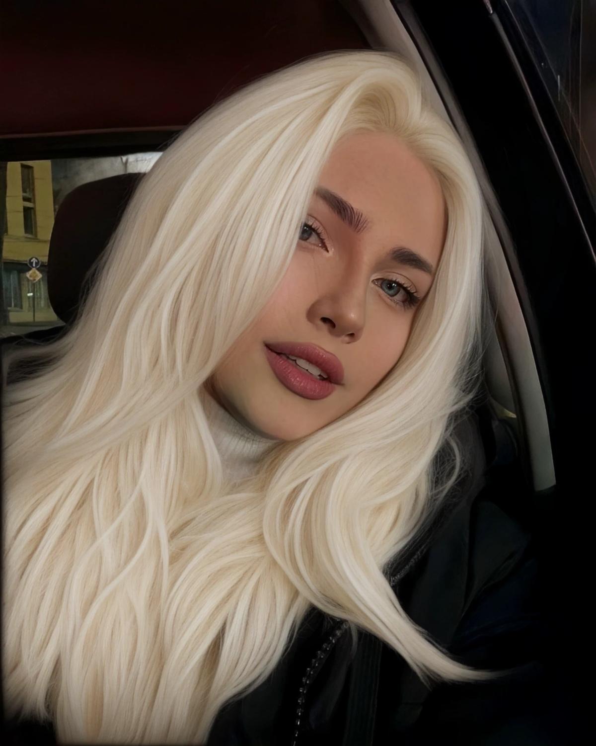 Linda (ex-wife) thumbnail
