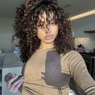 Sara thumbnail