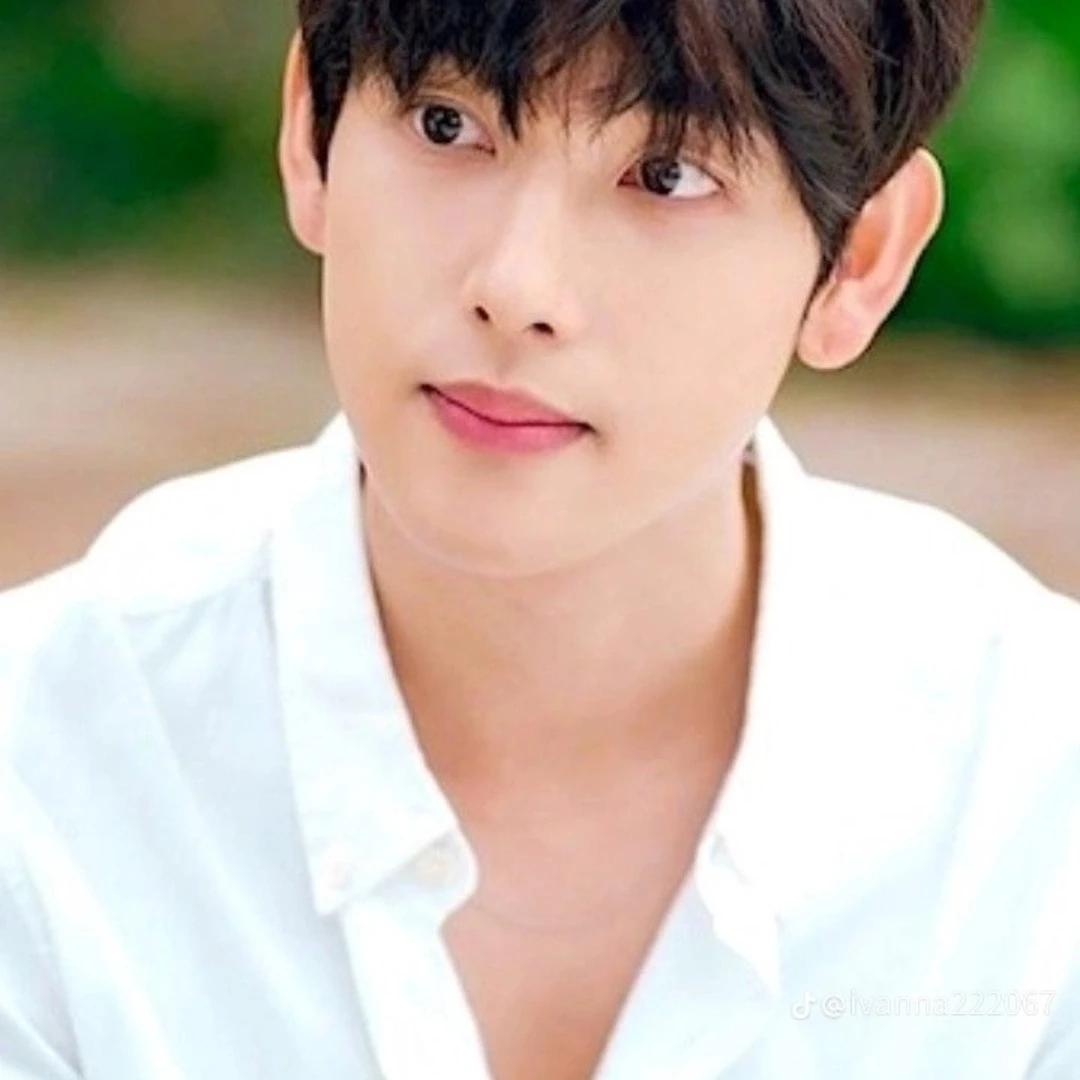 Yim siwan thumbnail