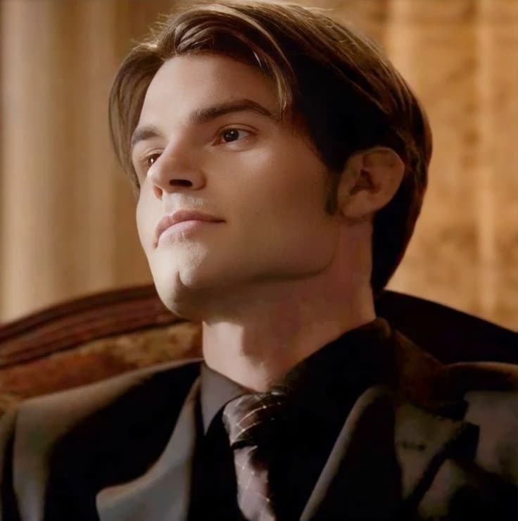 Elijah Mikaelson. thumbnail