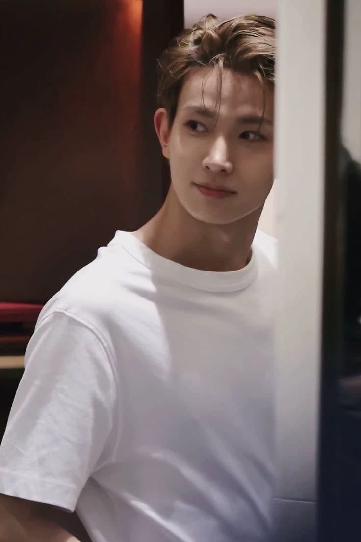 Heeseung lee thumbnail