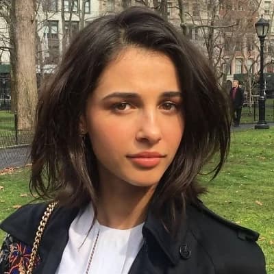 Naomi Scott thumbnail