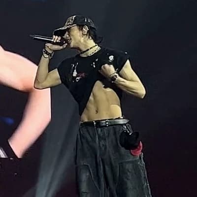 Hwang hyunjin thumbnail