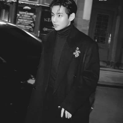 Kim Taehyung thumbnail