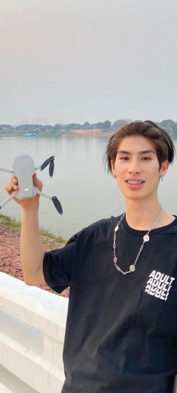 also thumbnail