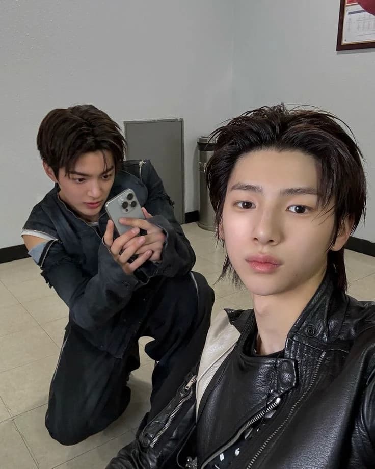  Juhoon and Keonho thumbnail