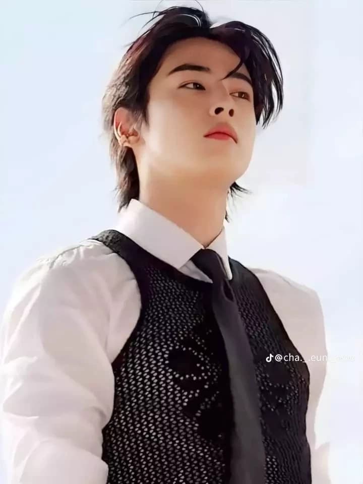 Eunwoo thumbnail