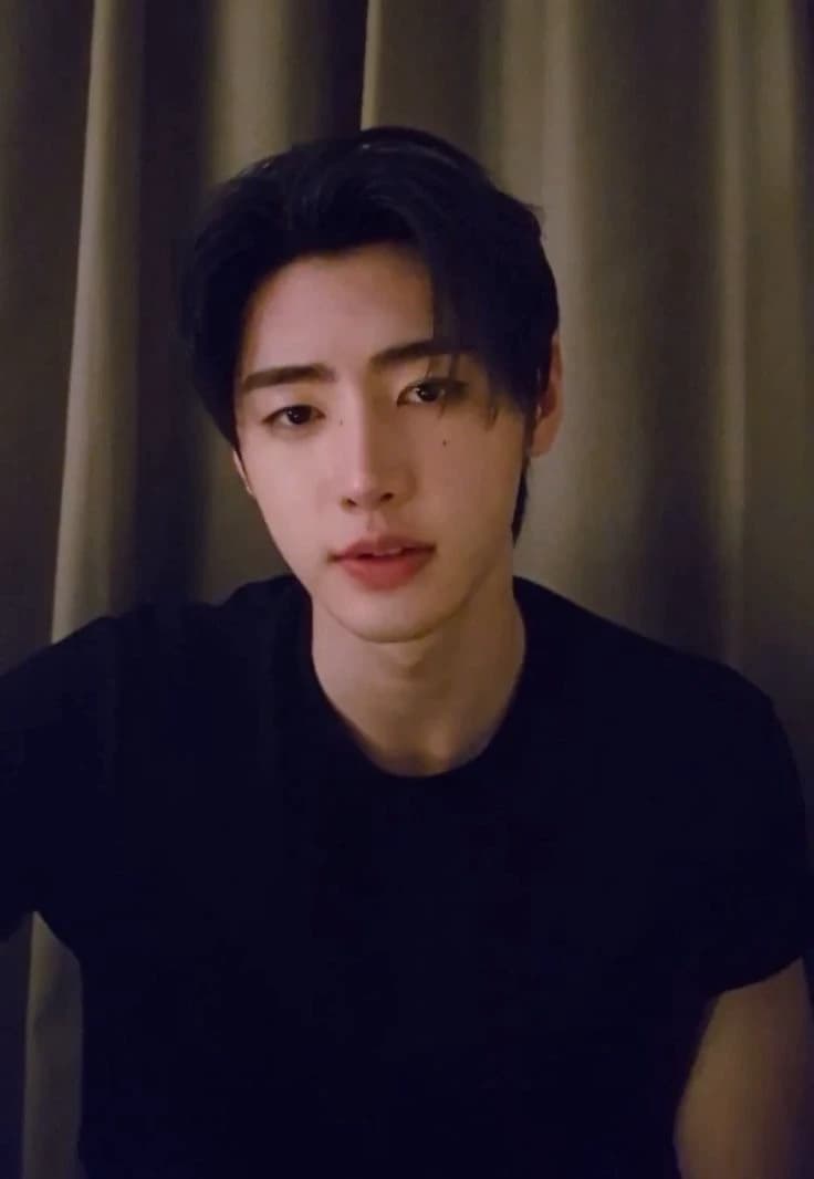 Sunghoon thumbnail