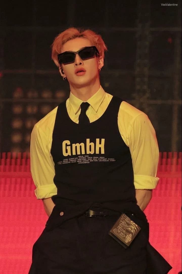 Cristopher Bang chan thumbnail