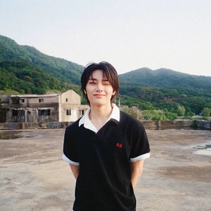 Jeongin thumbnail