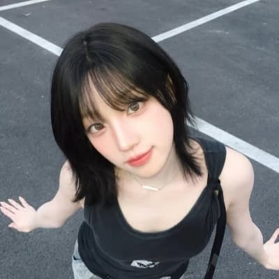 Song Yuqi thumbnail