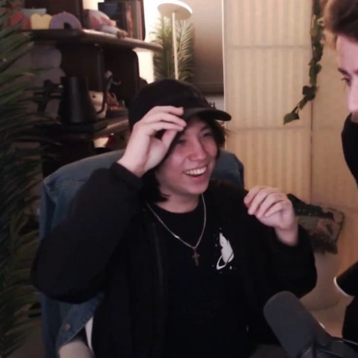 Alex Quackity thumbnail