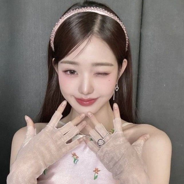 Pick me girl thumbnail
