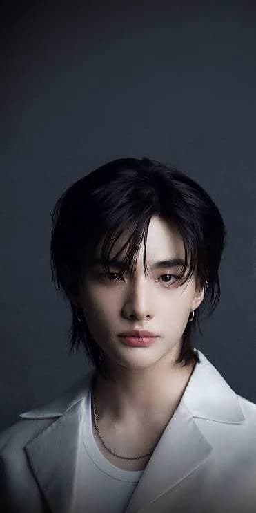 Hyunjin  thumbnail