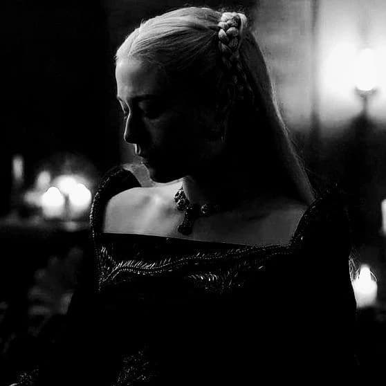 Rhaenyra Targaryen. thumbnail