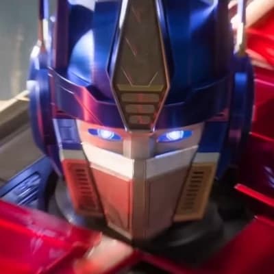Orion Pax Part 2.(Optimus Prime) thumbnail